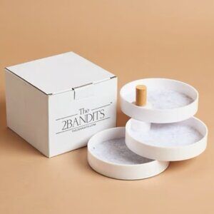 🔥3/$30 NIB The 2 Bandits 2Bandits Tiered Catchall Tray